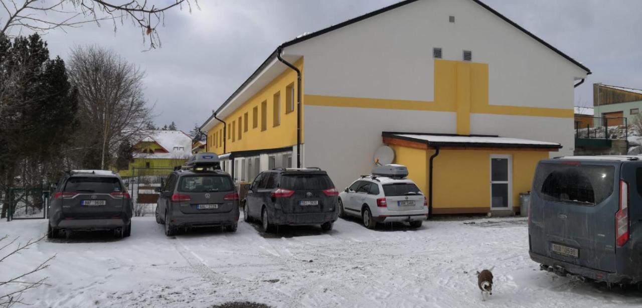 Apartman G4 Maty Frymburk Buitenkant foto