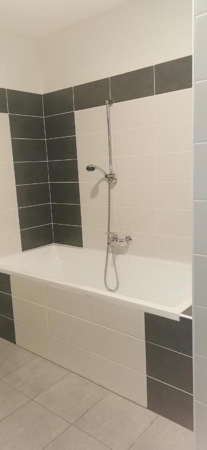 Apartman G4 Maty Frymburk Buitenkant foto