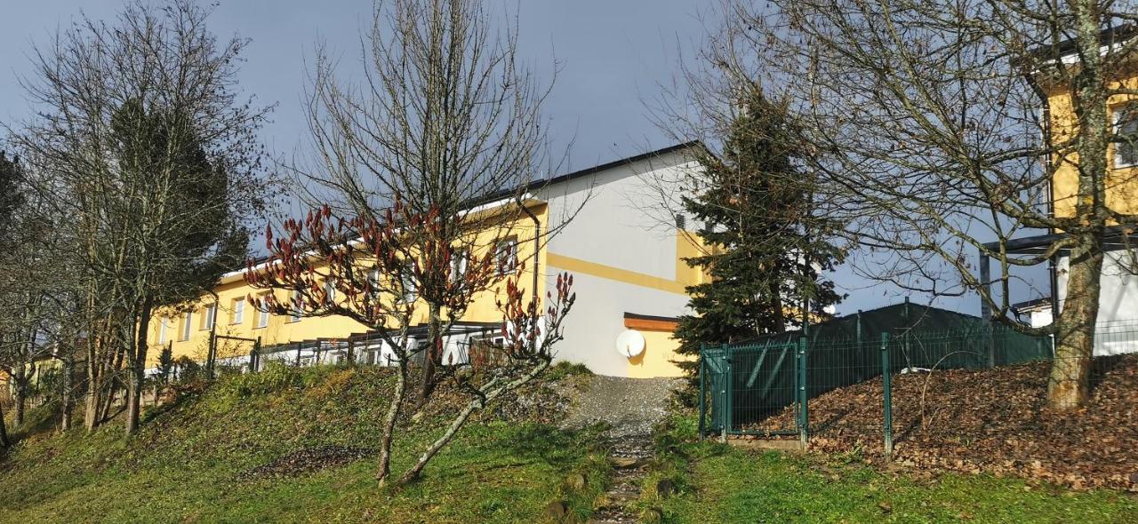 Apartman G4 Maty Frymburk Buitenkant foto
