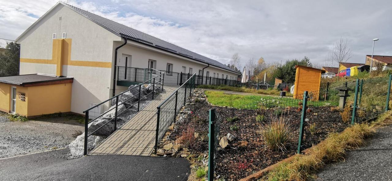 Apartman G4 Maty Frymburk Buitenkant foto
